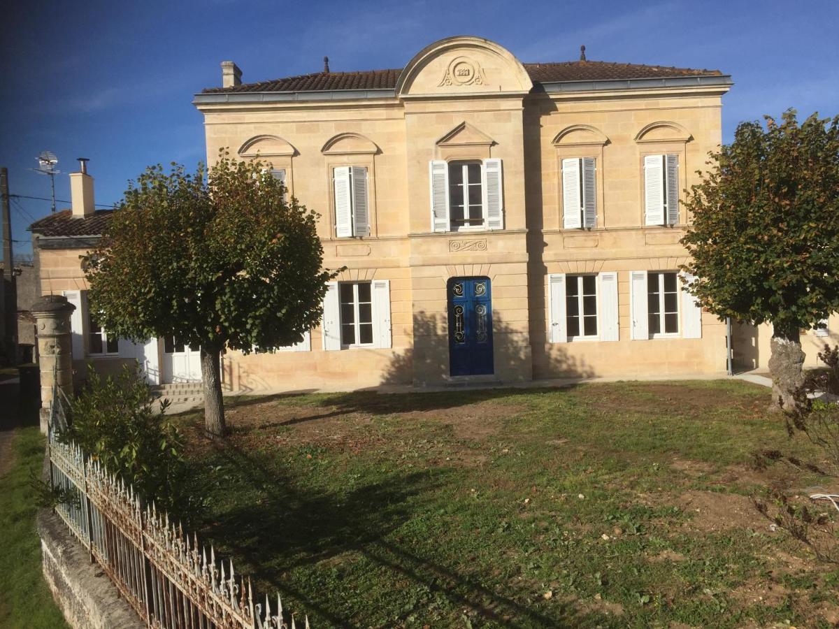 Superbe Gite A La Campagne Dans Le Bordelais Saint-Vivien-de-Blaye Εξωτερικό φωτογραφία